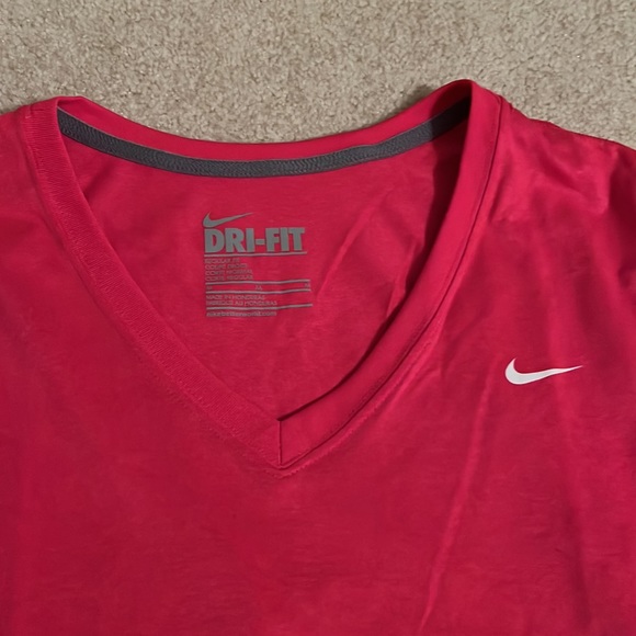 Nike Dri-Fit V-Neck Tee - Picture 2 of 3
